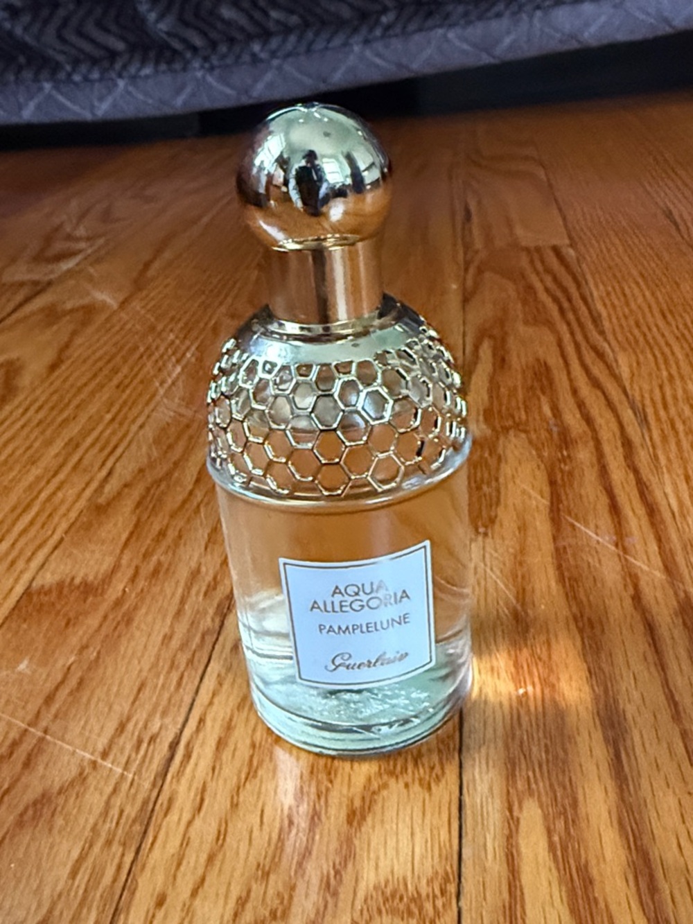 GUERLAIN Aqua Allegoria Pampelune Gold-Accent Glass Bottle